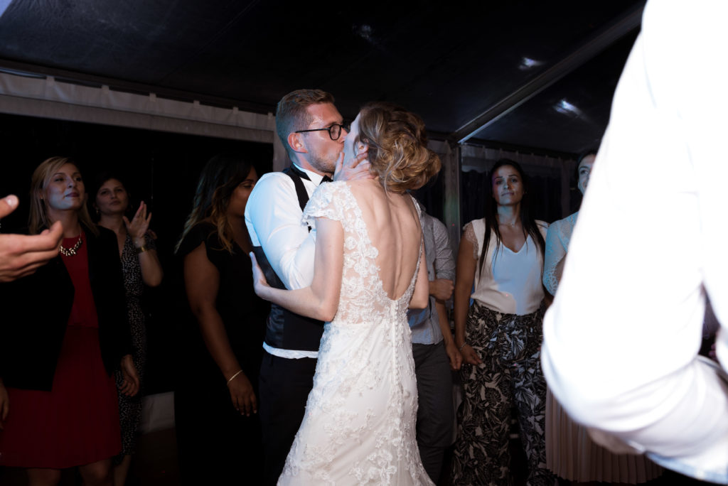 instantané sur le vif photoreportage photographe lyonnaise rhône alpes auvergne danse soirée fête mariage